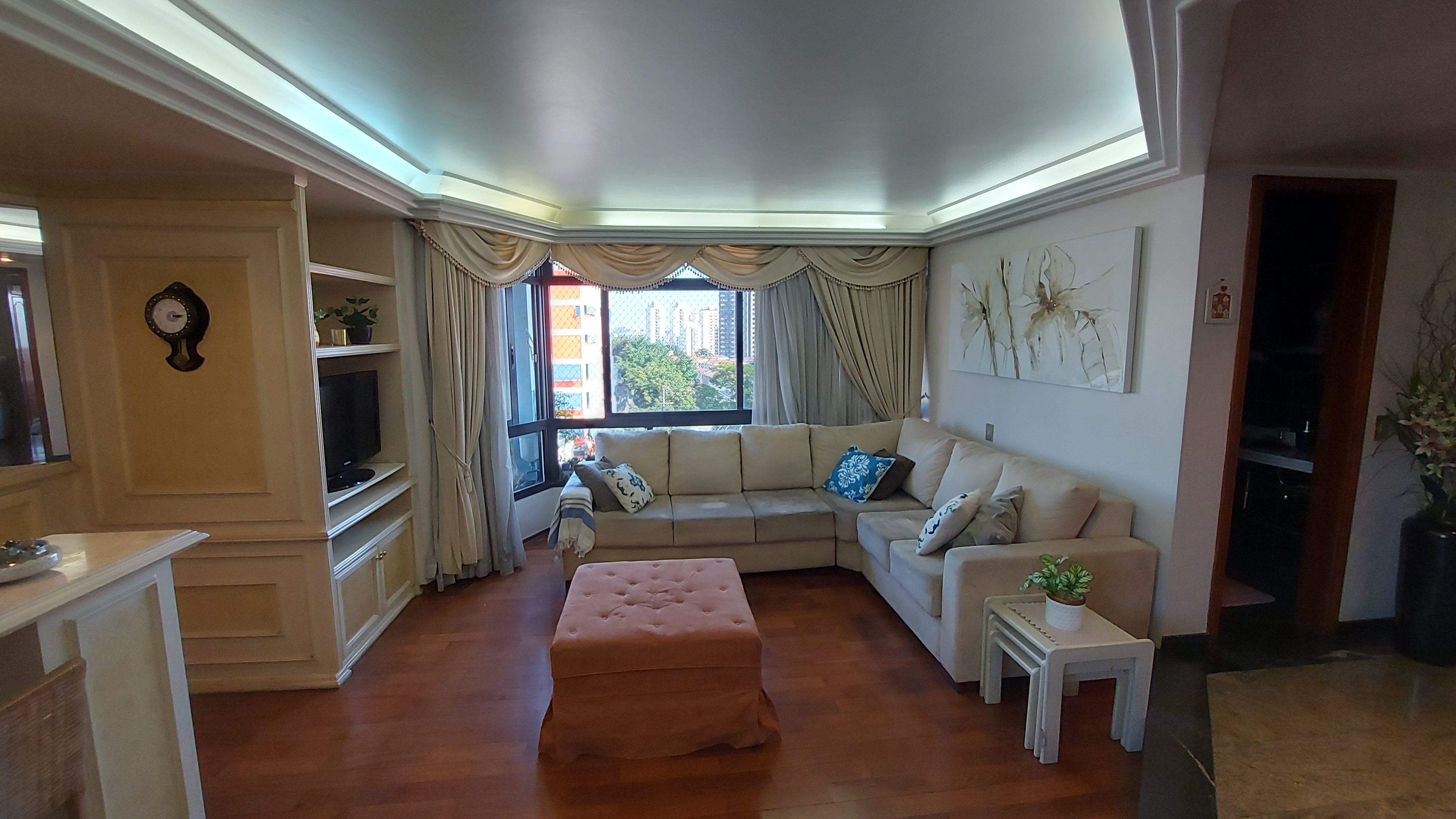 Foto do imóvel Apartamento com 4 Quartos à Venda, 200 m²em Bosque da Saúde - São Paulo