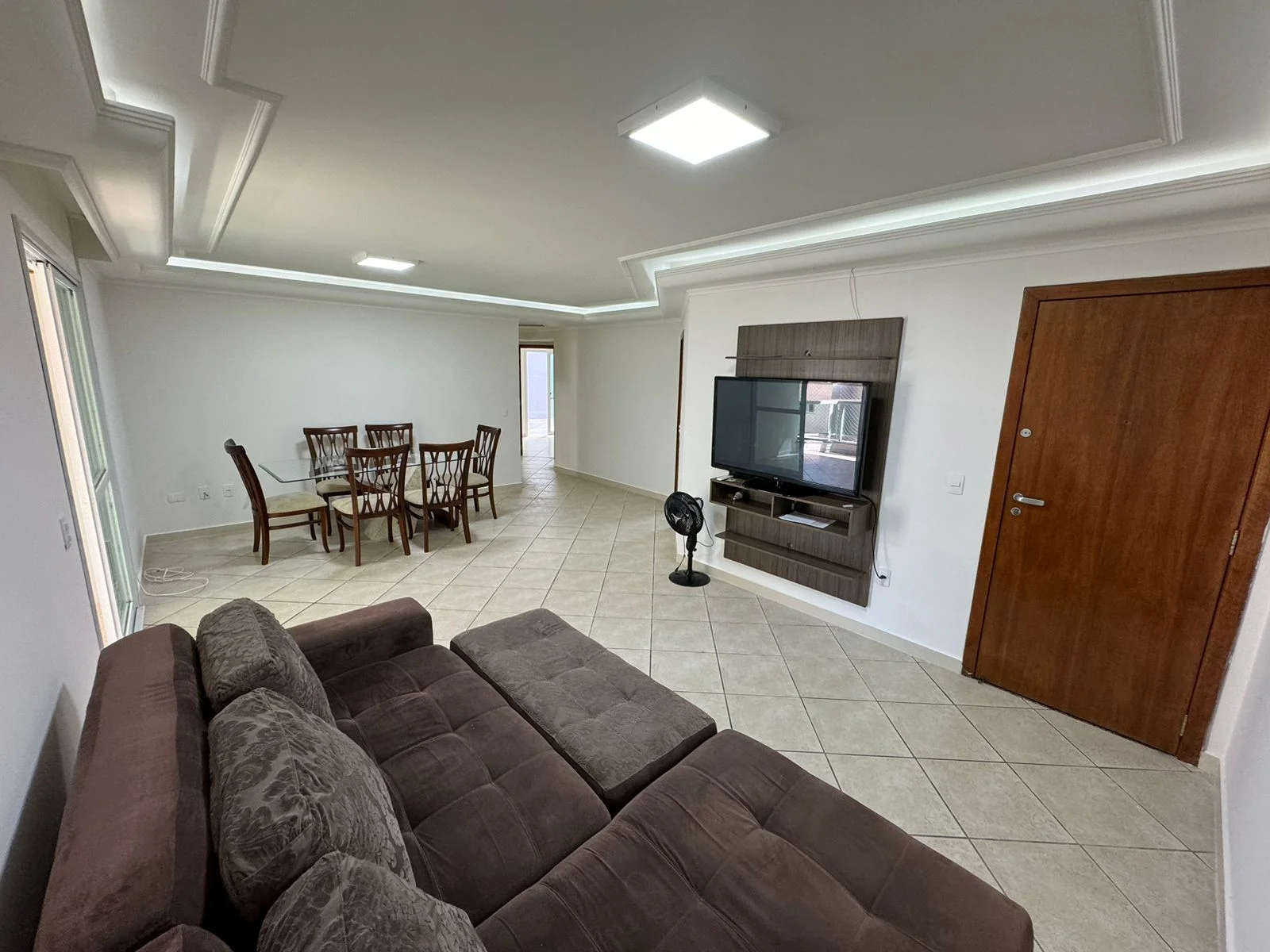 Foto do imóvel Apartamento com 3 Quartos à Venda, 210 m²em Centro - Balneário Camboriú