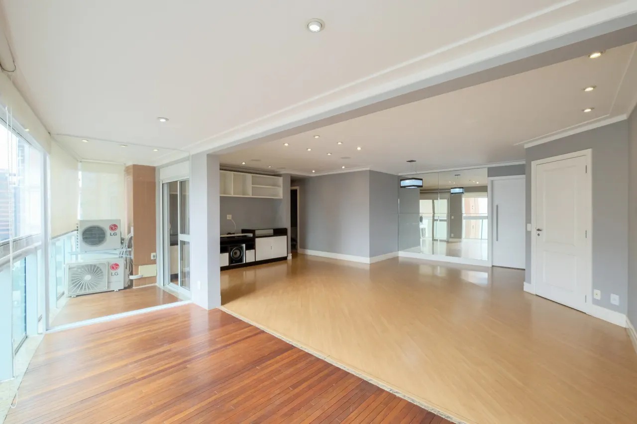 Foto do imóvel Apartamento com 3 Quartos à Venda, 125 m² em Vila Olímpia - São Paulo
