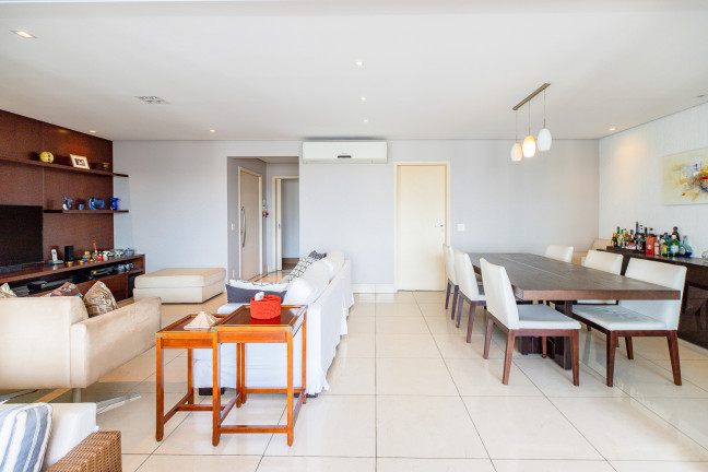 Imagem Apartamento com 4 Quartos à Venda, 223 m² em Campo Belo - São Paulo