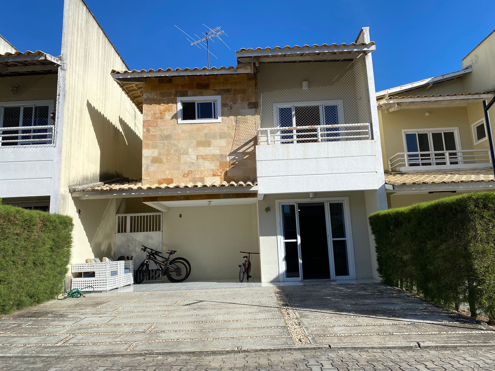 Foto do imóvel Casa de Condomínio com 3 Quartos à Venda, 140 m²em Sapiranga-Coité - Fortaleza