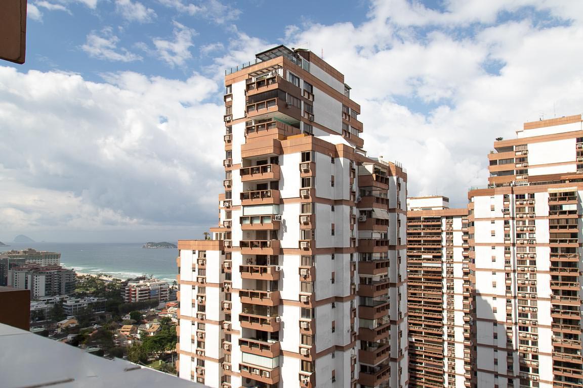 Imagem de fundo do condomínio Condomínio Barramares - Barra da Tijuca - Rio de Janeiro - RJ