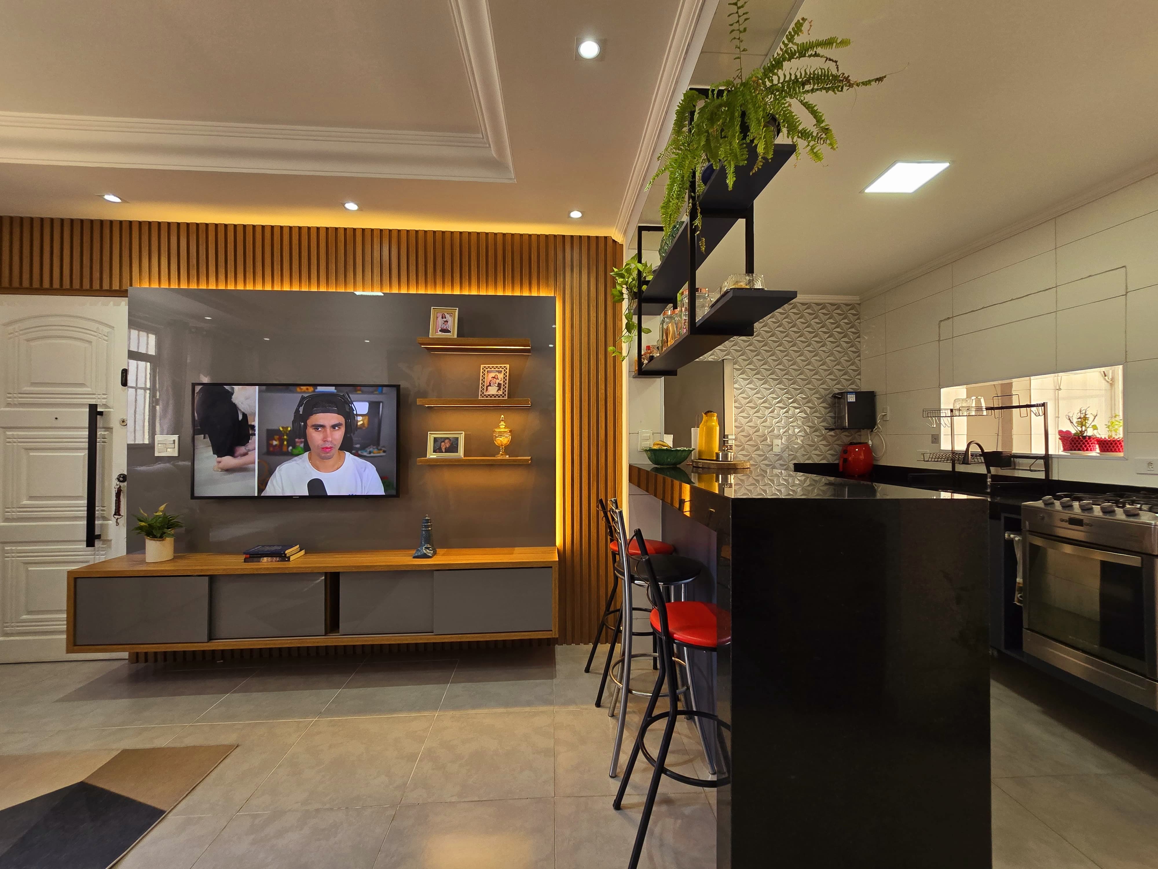 Foto do imóvel Apartamento com 2 Quartos à Venda, 75 m²em Ponta da Praia - Santos