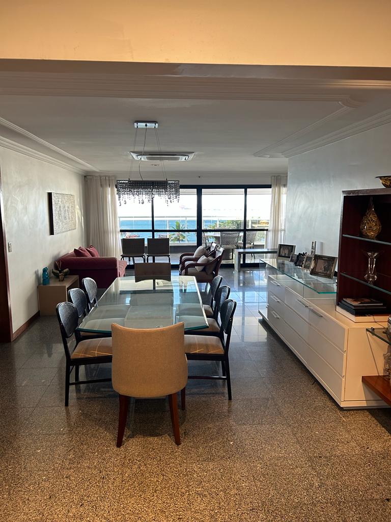 Foto do imóvel Apartamento com 3 Quartos à Venda, 217 m²em Mucuripe - Fortaleza