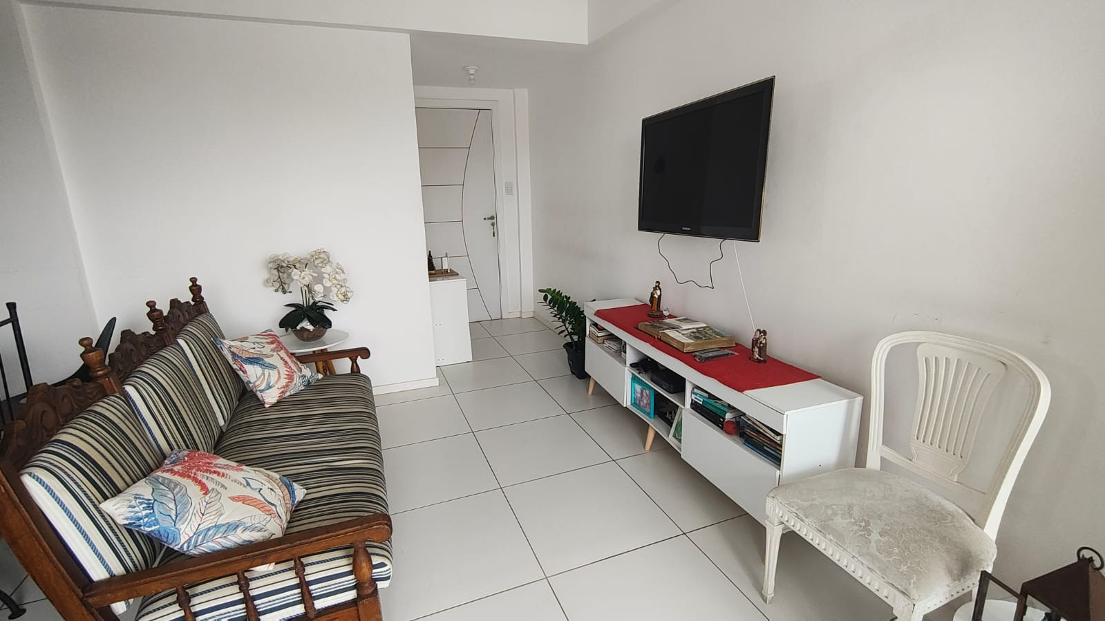 Foto do imóvel Apartamento com 2 Quartos à Venda, Locação ou Temporada, 64 m² em Piatã - Salvador