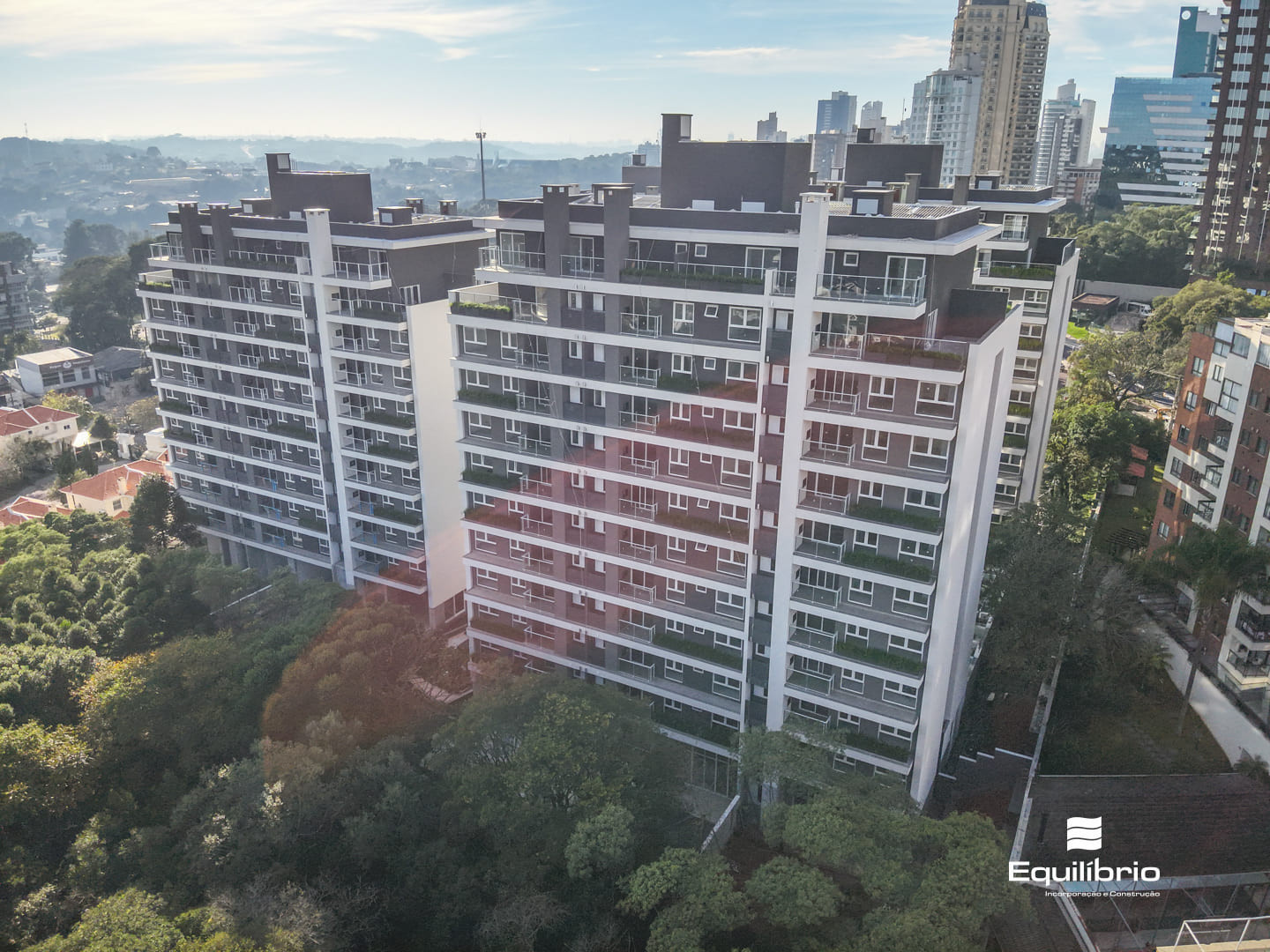 Foto do imóvel Apartamento com 2 Quartos à Venda, 75 m² em Mossunguê - CURITIBA