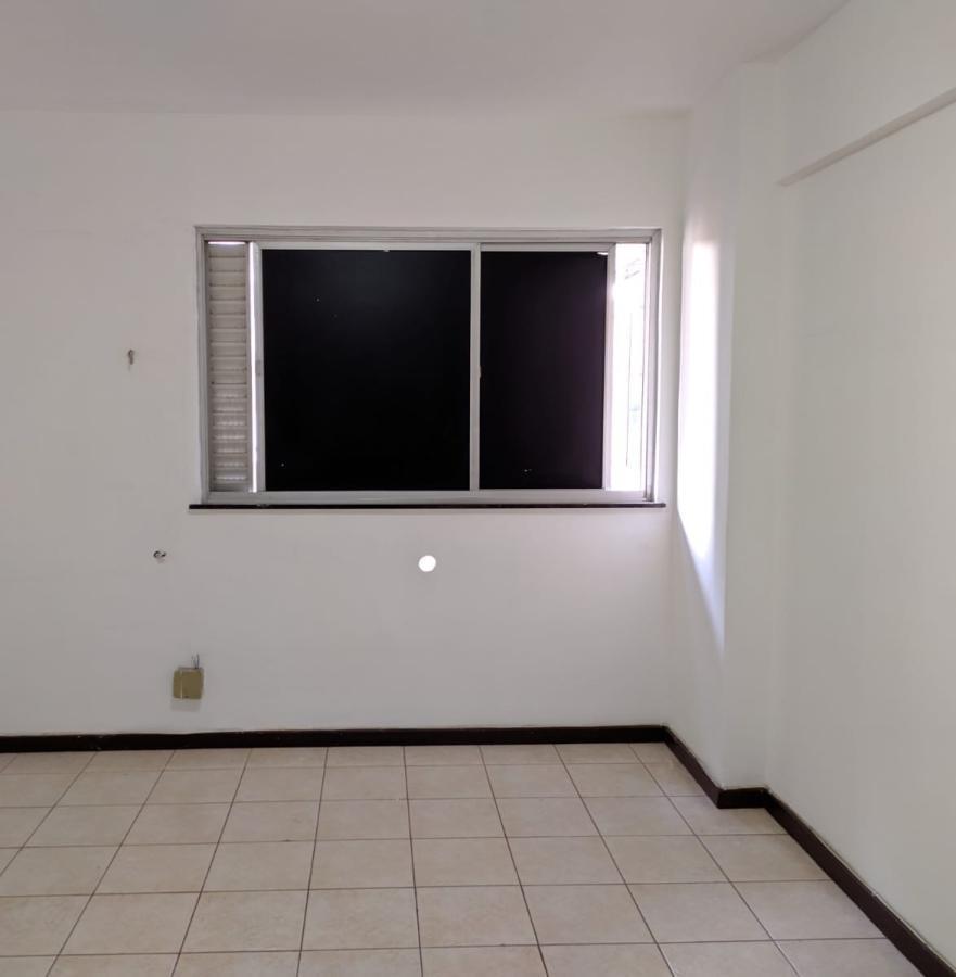 Imagem Apartamento com 4 Quartos para Alugar, 200 m²em Batista Campos - Belém