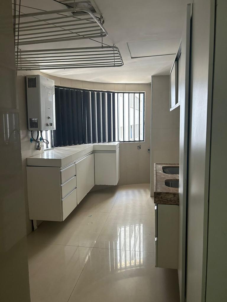 Imagem Apartamento com 4 Quartos à Venda, 270 m²em Mucuripe - Fortaleza