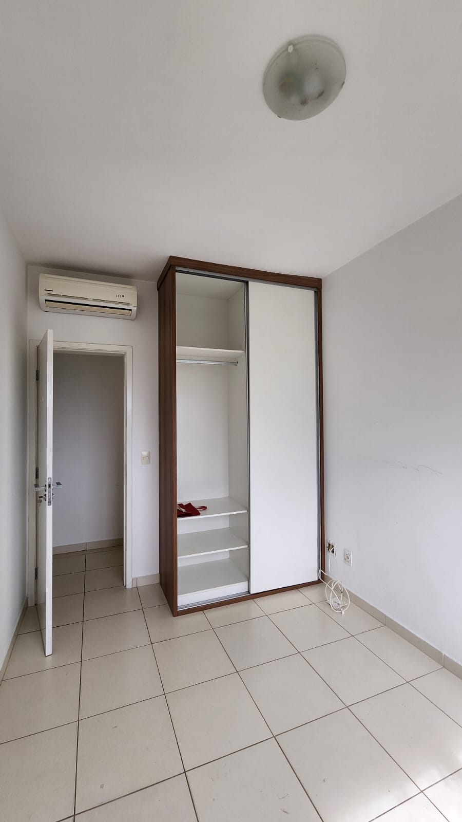 Imagem Apartamento com 2 Quartos para Alugar, 68 m²em Ponta Negra - Manaus