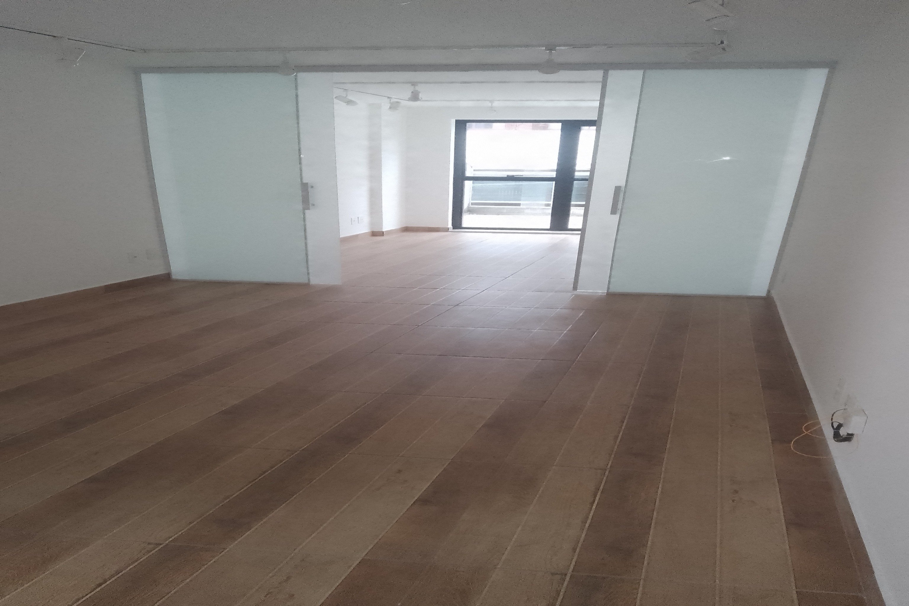 Foto do imóvel Sala Comercial à Venda, 42 m² em Várzea - Teresópolis