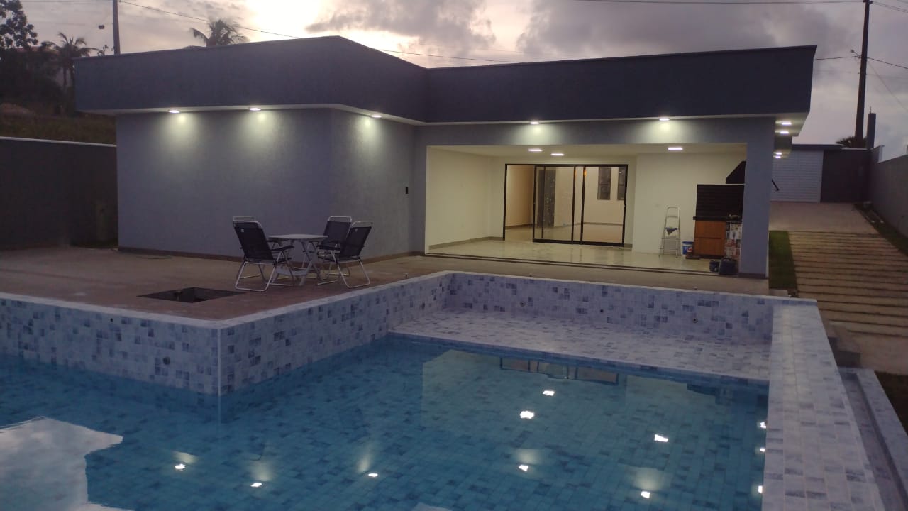 Foto do imóvel Casa com 4 Quartos à Venda, 210 m²em Chácaras de Porto - Ipojuca