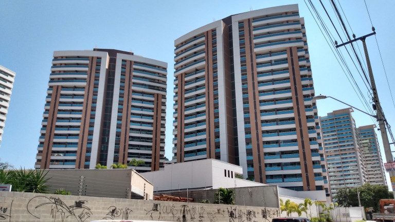 Foto do imóvel Apartamento com 3 Quartos à Venda, 118 m² em Engenheiro Luciano Cavalcante - Fortaleza