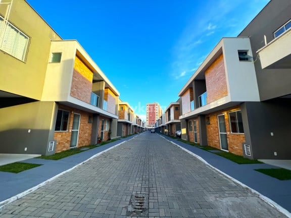 Foto do imóvel Casa de Condomínio com 3 Quartos à Venda, 105 m² em Colina de Laranjeiras - Serra