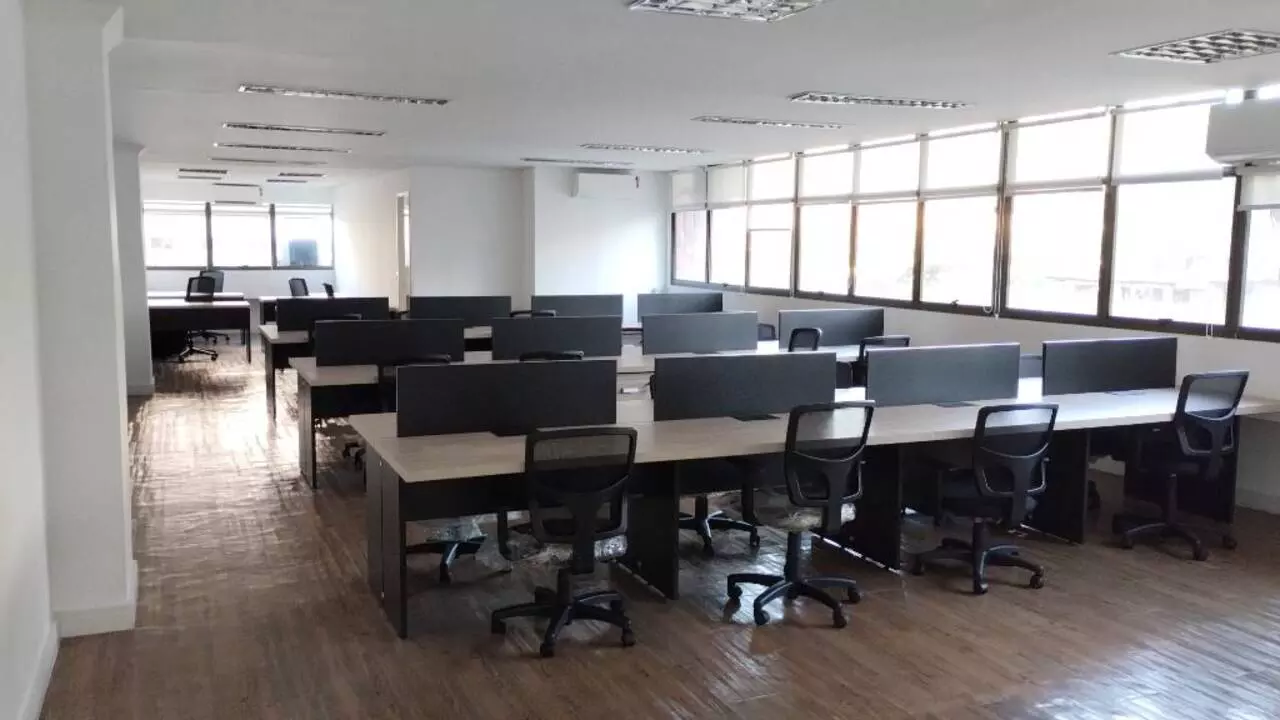 Foto do imóvel Sala Comercial à Venda ou Locação, 133 m² em Vila Olímpia - São Paulo