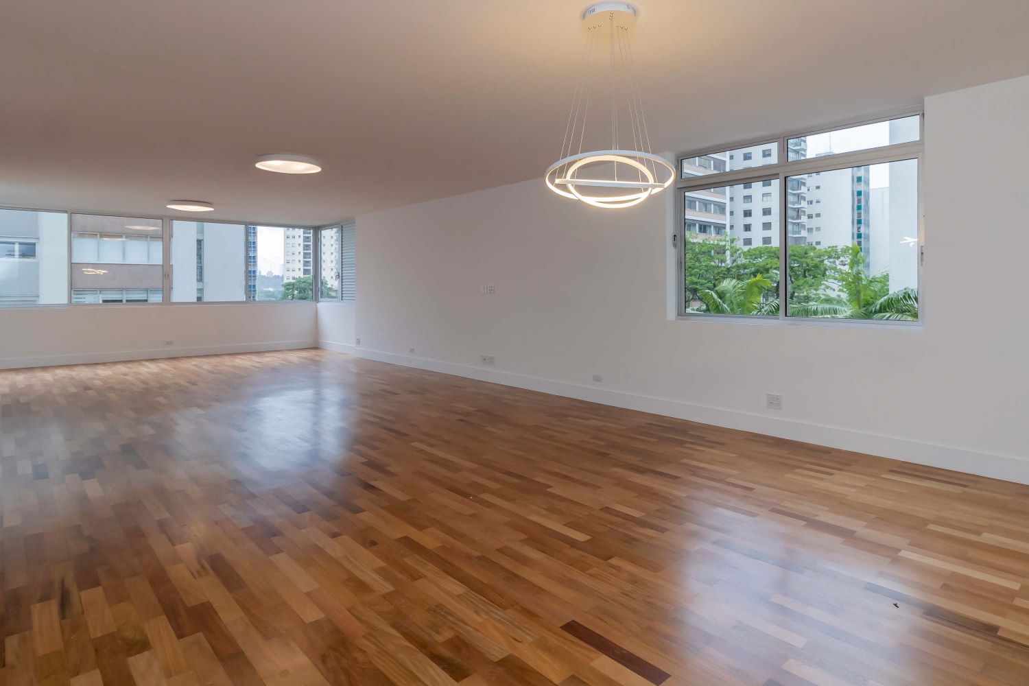 Foto do imóvel Apartamento com 3 Quartos à Venda, 270 m²em Higienópolis - São Paulo