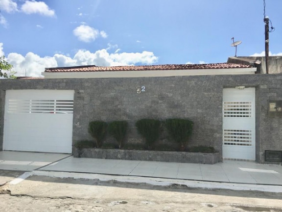 Imagem Casa com 3 Quartos à Venda,  em Farolândia - Aracaju