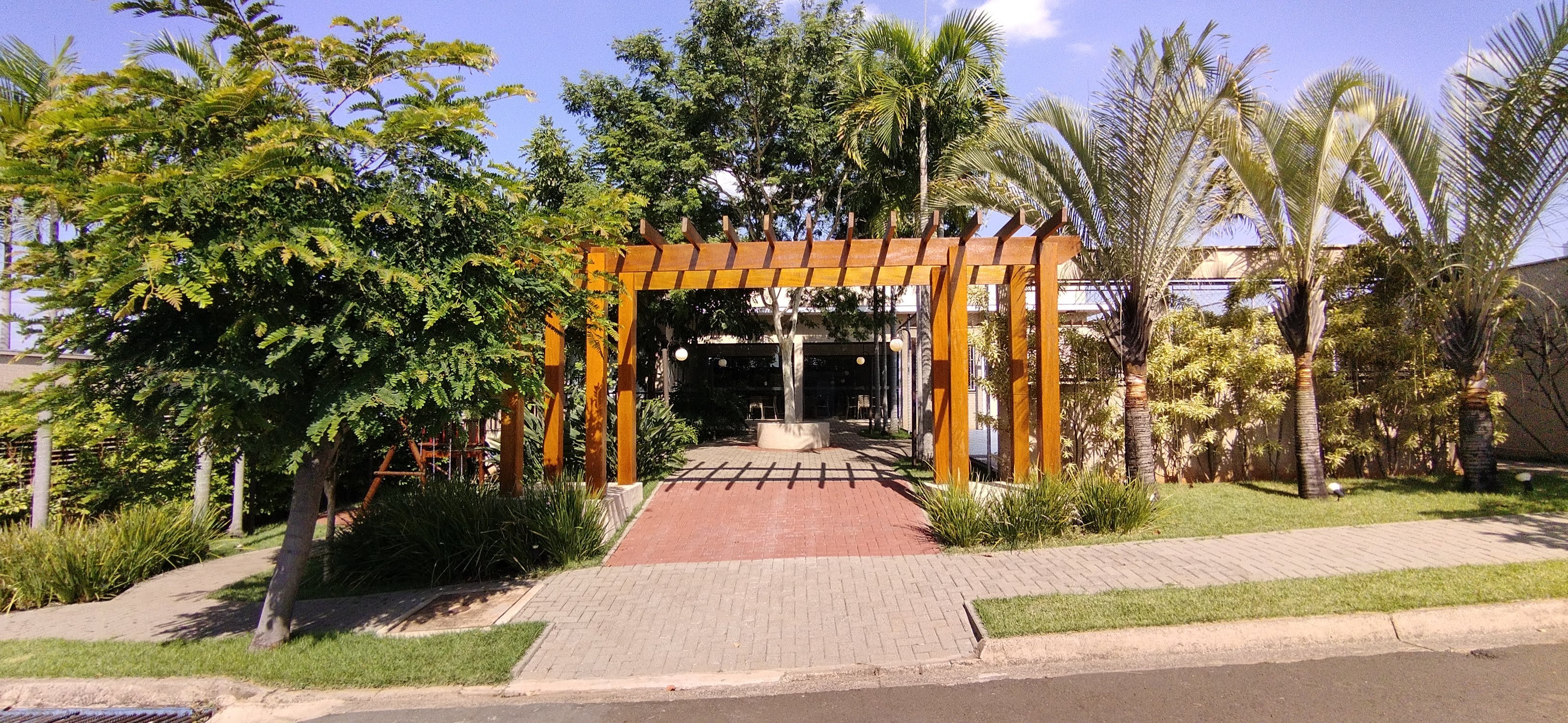 Imagem Terreno em Condomínio à Venda, 250 m²em Reserva Jardins  - Piracicaba 
