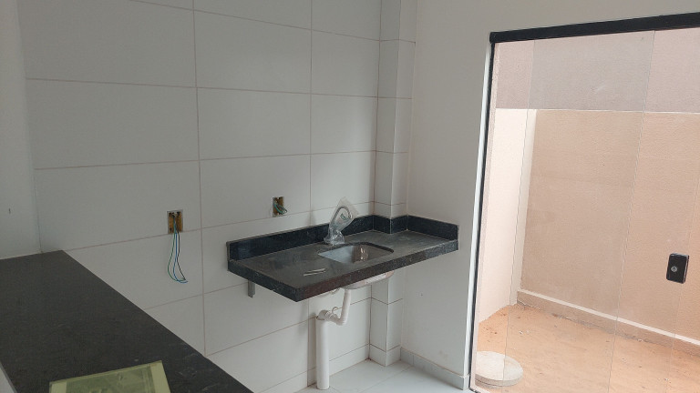 Imagem Casa de Condomínio com 2 Quartos à Venda, 70 m² em Nova Parnamirim - Parnamirim