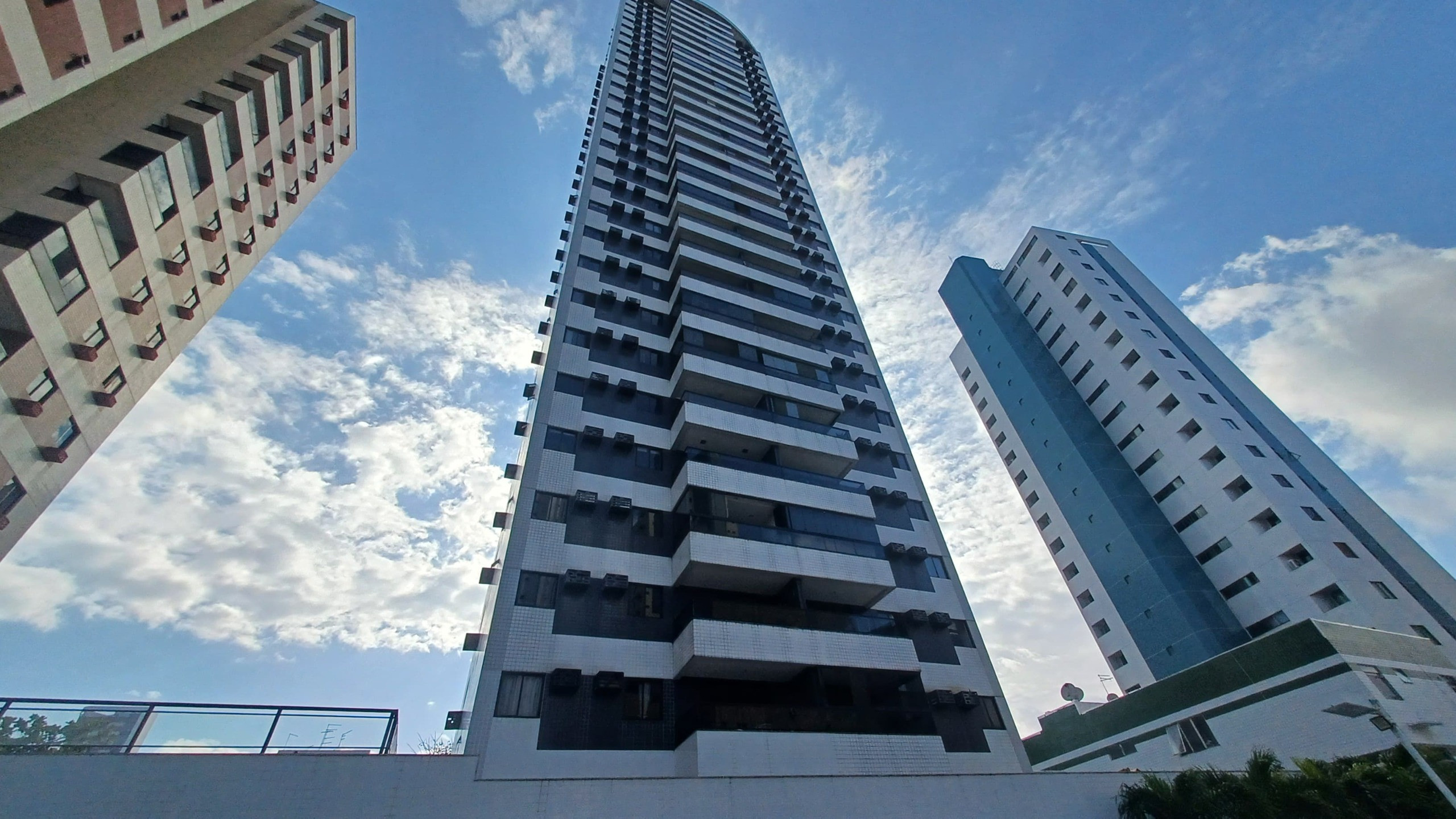 Foto do imóvel Apartamento com 3 Quartos à Venda, 110 m² em Boa Viagem - Recife