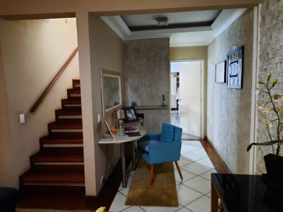 Imagem Casa com 3 Quartos à Venda, 175 m² em Jardim D'Abril - Osasco