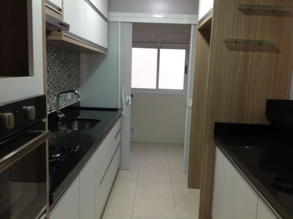Imagem Apartamento com 2 Quartos à Venda, 70 m²em Água Verde - Curitiba