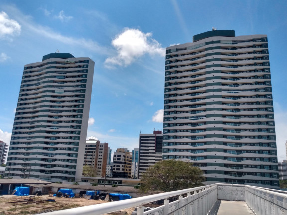Foto do imóvel Apartamento com 3 Quartos à Venda, 164 m² em Guararapes - Fortaleza