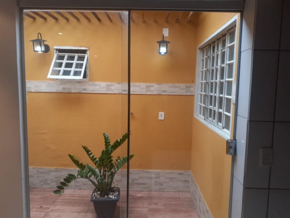 Imagem Casa com 2 Quartos à Venda, 130 m²em Conjunto Vera Cruz - Goiânia