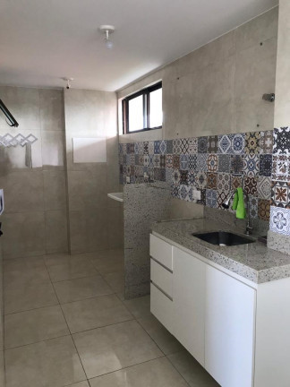 Imagem Apartamento com 2 Quartos para Alugar, 45 m² em Várzea - Recife