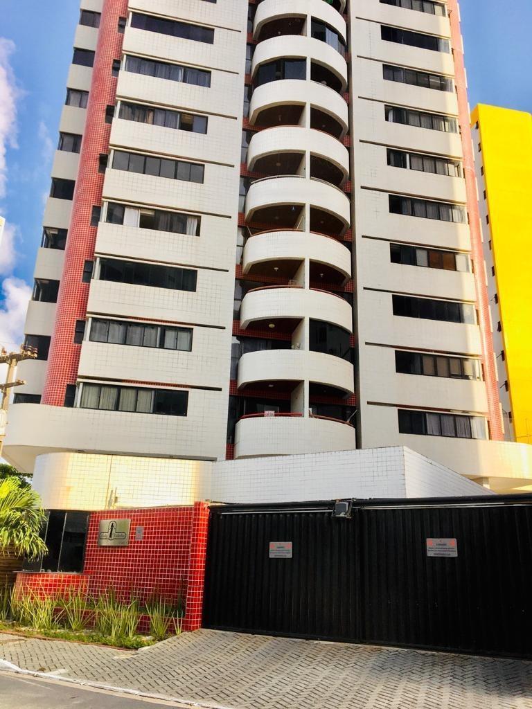 Imagem de fundo do condomínio Condomínio Lady Delinha - Candeias - Jaboatão dos Guararapes - PE