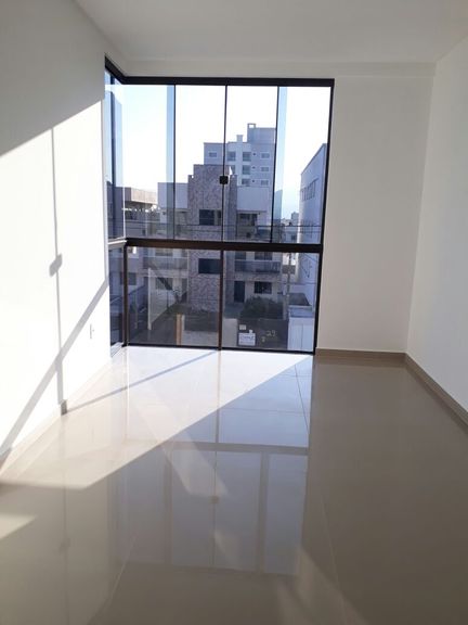 Imagem Apartamento com 2 Quartos à Venda, 70 m² em Lídia Duarte - Camboriú