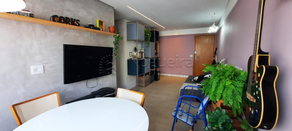 Imagem Apartamento com 2 Quartos à Venda, 60 m² em Encruzilhada - Recife