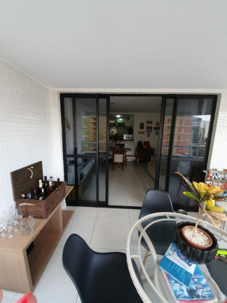 Imagem Apartamento com 2 Quartos à Venda, 77 m²em Pituba - Salvador