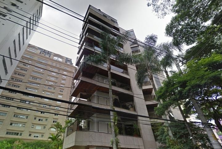 Imagem de fundo do condomínio Condomínio Cinderela Plaza - Jardim Europa - São Paulo - SP