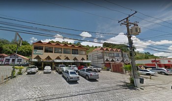 Imagem de fundo do condomínio Condomínio Centro Comercial Bom Clima - Itaipava - Petrópolis - RJ