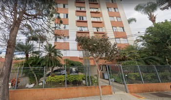 Imagem de fundo do condomínio Condomínio Chalet Das Madressilvas - Jd Das Industrias - São José Dos Campos - SP