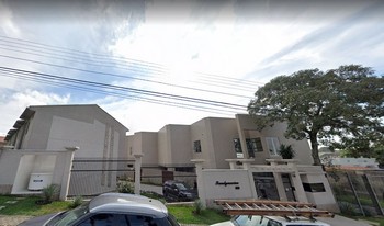 Imagem de fundo do condomínio Condomínio Conjunto Residêncial Scandynavian - Mercês - Curitiba - PR