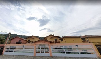 Imagem de fundo do condomínio Condomínio Conjunto Residêncial Vilaggio Di Karen - Enseada - Guarujá - SP