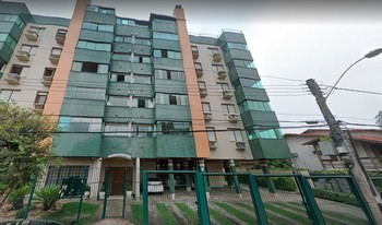 Imagem de fundo do condomínio Condomínio Costa Do Sol - Vila Ipiranga - Porto Alegre - RS