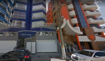 Imagem de fundo do condomínio Condomínio Diamante Mandarin - Meia Praia - Itapema - SC