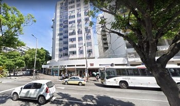 Imagem de fundo do condomínio Condomínio Do Centro Comercial Ille De France - Tijuca - Rio De Janeiro - RJ