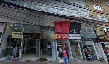 Imagem de fundo do condomínio Condomínio Do Centro Comercial - Mediterrâneo - Petrópolis - RJ