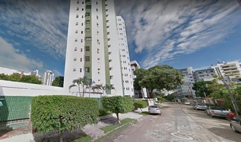 Imagem de fundo do condomínio Condomínio Do Edfificio Silverstone - Candeias - Jaboatão Dos Guararapes - PE