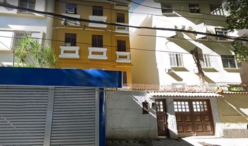Imagem de fundo do condomínio Condomínio Do Edifício Azik - Laranjeiras - Rio De Janeiro - RJ