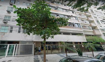 Imagem de fundo do condomínio Condomínio Do Edifício Cap Dantibes - Icaraí - Niteroi - RJ