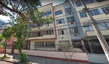 Imagem de fundo do condomínio Condomínio Do Edifício Carvalho - Santa Rosa - Niteroi - RJ