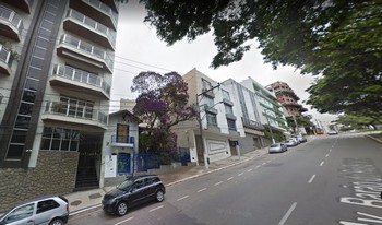 Imagem de fundo do condomínio Condomínio Do Edifício Chateau Riviere Blanche - Centro - Juiz De Fora - MG