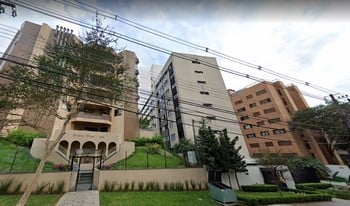 Imagem de fundo do condomínio Condomínio Do Edifício Golden Place - Bigorrilho - Curitiba - PR