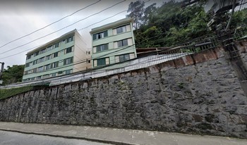 Imagem de fundo do condomínio Condomínio Do Edifício Irapuãn Ii - Centro - Petrópolis - RJ