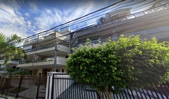 Imagem de fundo do condomínio Condomínio Do Edifício Julia Chagas - Recreio Dos Bandeirantes - Rio De Janeiro - RJ