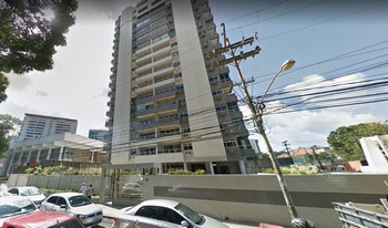 Imagem de fundo do condomínio Condomínio Do Edifício Laalhambra - Graças - Recife - PE